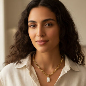 Bold collana in acciaio oro 18K perla barocca rettangolare