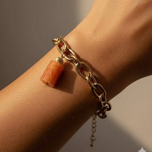 Bracciale a catena in acciaio placcato oro 18k con pendente in Orange Calcite naturale - OE!