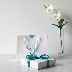 Mito partenopeo collana acciaio oro 18K charms neri e perla