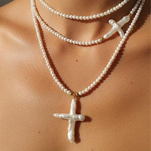 Collana con Perle e Croce Barocca in Madreperla – Fatto a Mano in Italia - OE!