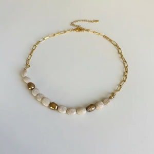 Comunicazione - Collana con catena oro e pietre di fiume - OE!