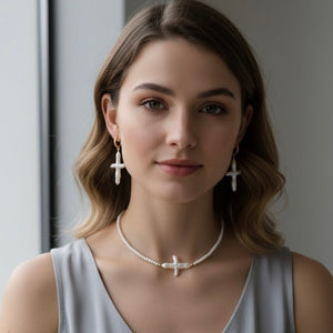 CRUXIS - Cofanetto regalo con collana e orecchini con perla barocca - OE!