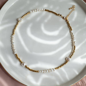 Incontro collana con perle di fiume e perle d'acqua dolce