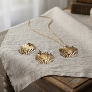 Orecchini con cerchietto cuore sacro in acciaio - OE!