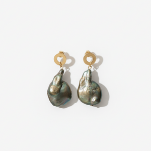 Jadé orecchini pendenti perla barocca verde made in italy