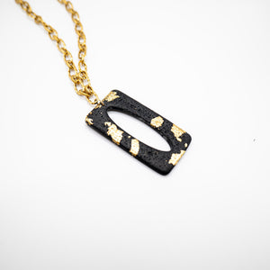 POMPEI - Collana lunga con ciondolo nero - OE!