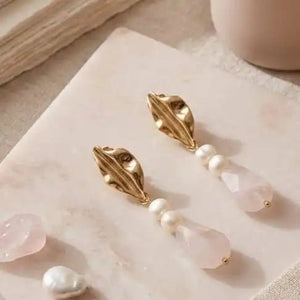 Rose Quartz Leaf orecchini di quarzo rosa naturale e perle