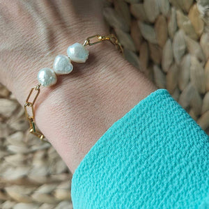 Tre - Freshwater pearl gold chain bracelet - OE!