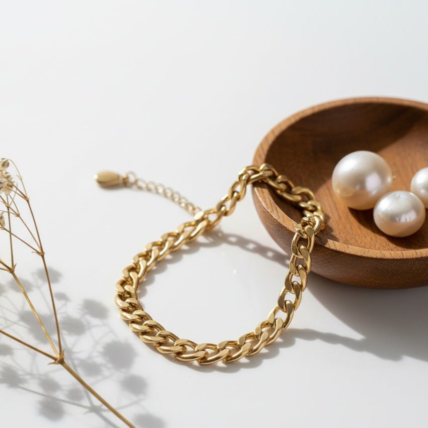 18K GOLD PLATED FLAT CHAIN BRACELET - OE!