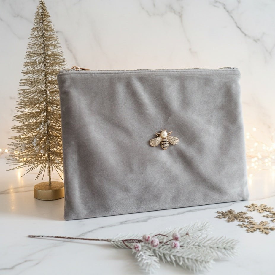 APE - Pochette in Velluto Grigio Tortora Artigianale Made in Italy - OE!