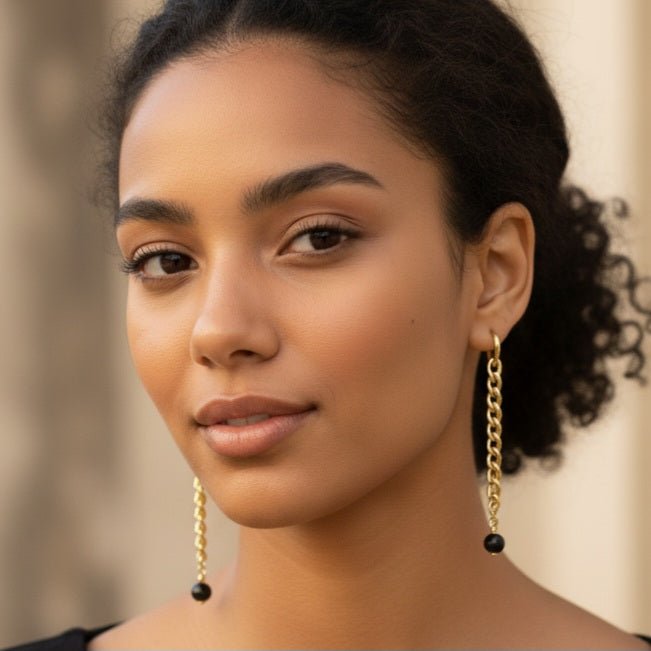 BLACK CRYSTAL - orecchini a cerchio con catena e cristallo - OE!