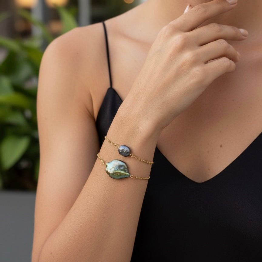 Bracciale in acciaio placcato oro 18k con perla barocca verde – fatto a mano in Italia - OE!