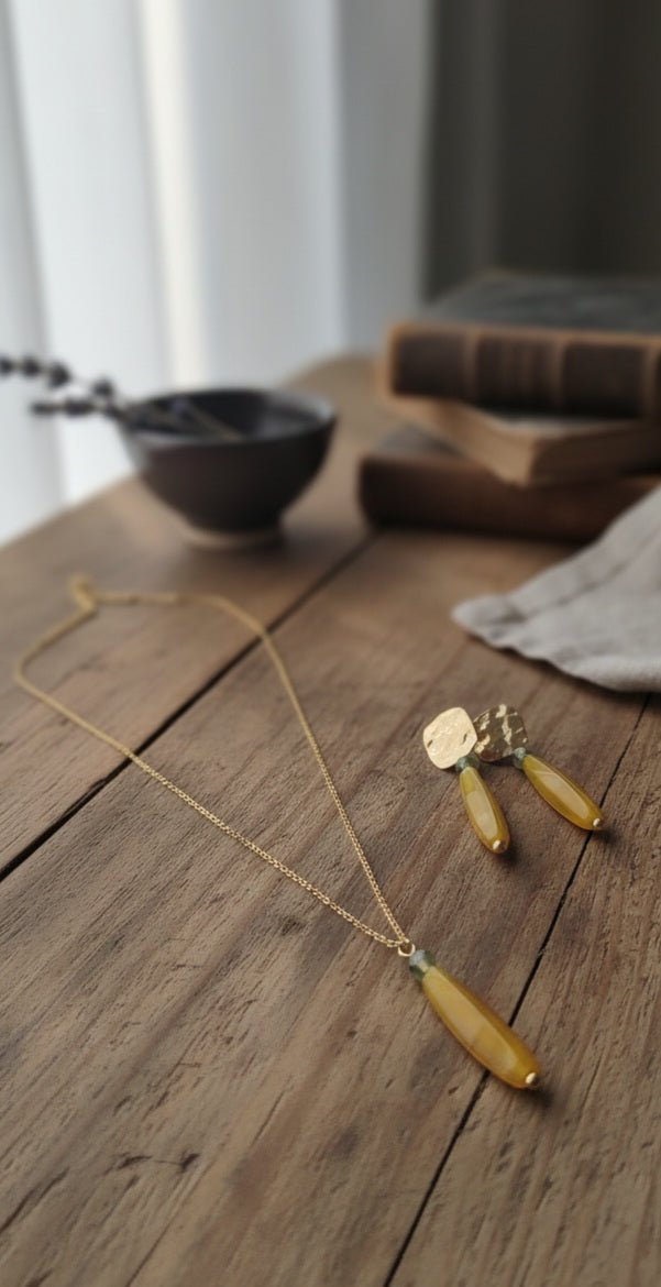 Collana con Agata Gialla e Quarzo Verde – Pendente Artigianale in Acciaio Placcato Oro 18k - OE!