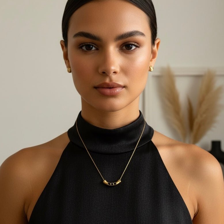 Collana con Barretta Centrale Placcata Oro 18K - OE!