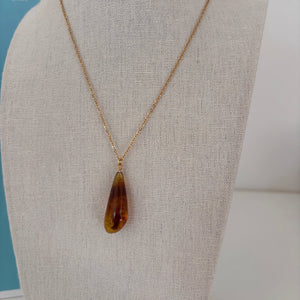 Collana con Pendente effetto Ambra – Acciaio Inox placcato Oro 18K - OE!