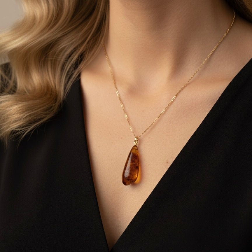 Collana con Pendente effetto Ambra – Acciaio Inox placcato Oro 18K - OE!