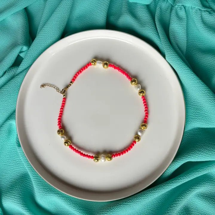 CORAL KISSED BY GOLD - choker - OE!