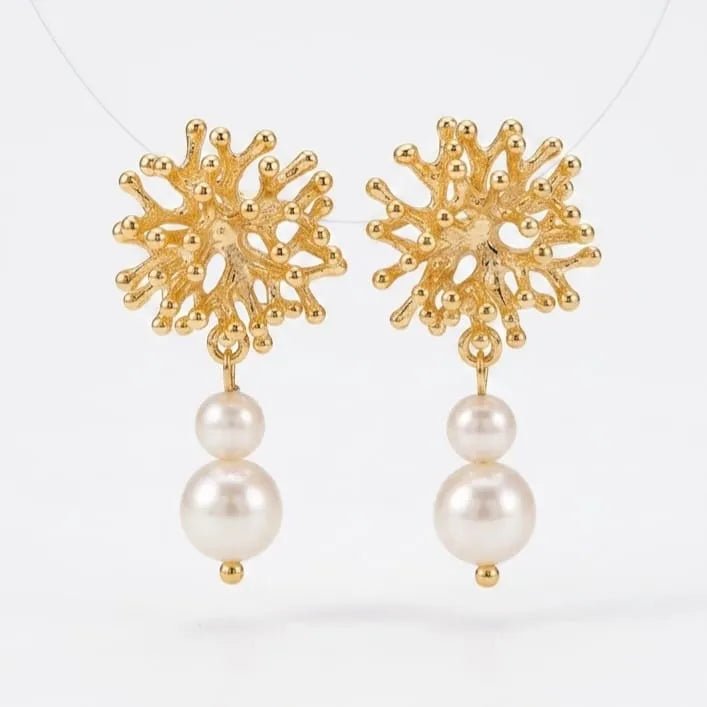 Coralia orecchini artigianali placcati oro con perle naturali - OE!