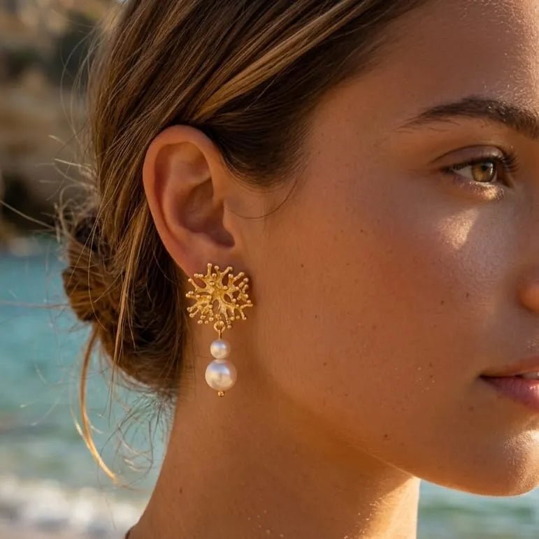 Coralia orecchini artigianali placcati oro con perle naturali - OE!