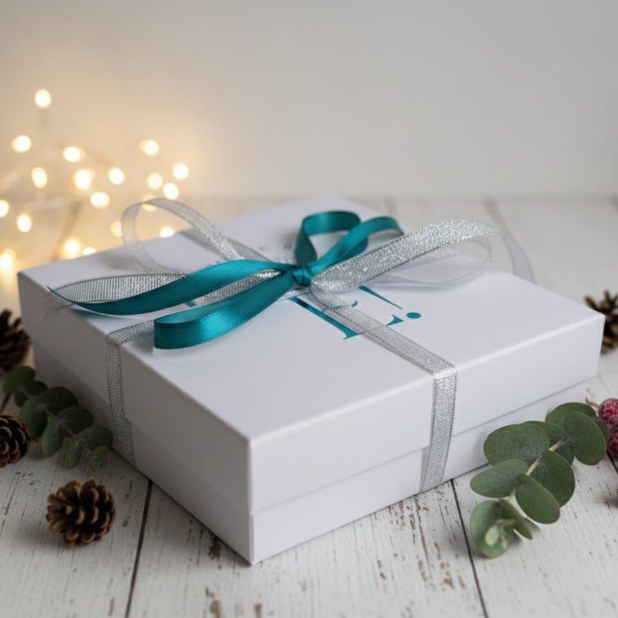 CRUXIS - Cofanetto regalo con collana e orecchini con perla barocca - OE!