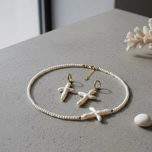 CRUXIS - Cofanetto regalo con collana e orecchini con perla barocca - OE!