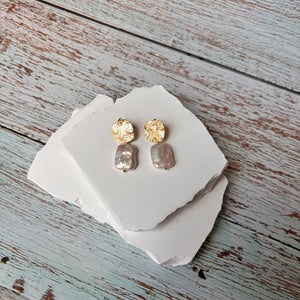 Diva Barocca – Orecchini pendenti con perla barocca - OE!