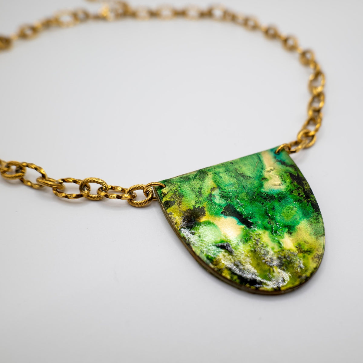 ESPLOSIONE - Collana corta con pendente - OE!