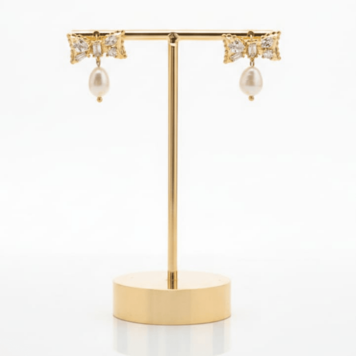 Fiocco di primavera orecchini perla naturale e zirconi