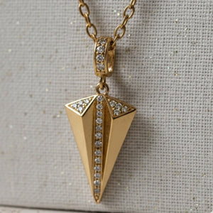 Golden Arrow - Collana 60cm in Acciaio Inox Placcato 18K con Zirconi - Gioiello Made in Italy per Natale - OE!