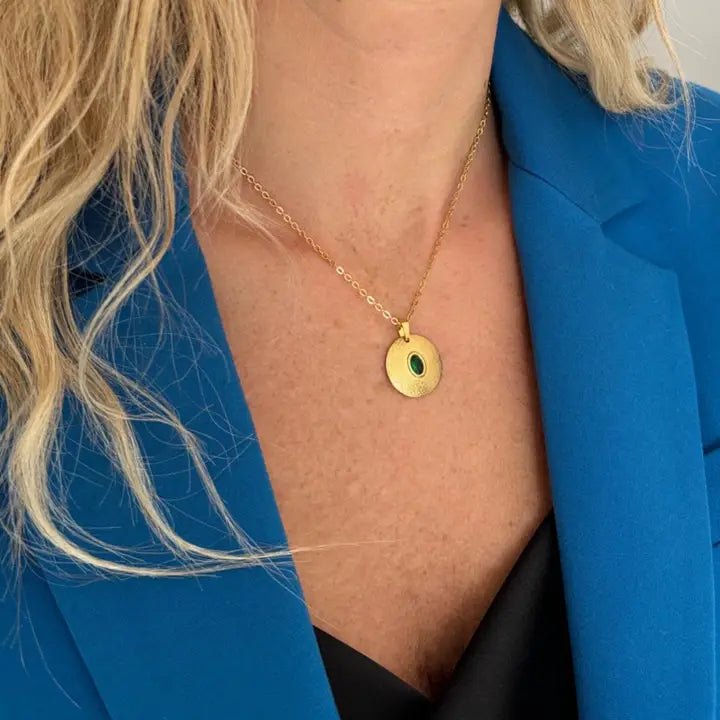 GOLDEN MEDAL CHARM - OE!