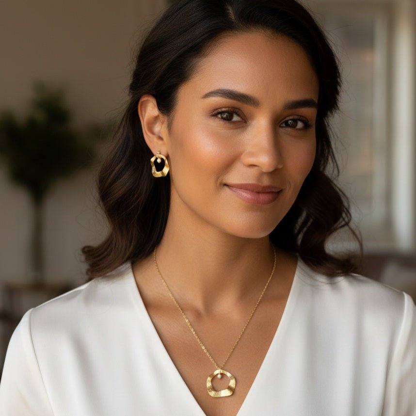 GOLDEN SUMMER – Collana con pendente in oro e perla - OE!