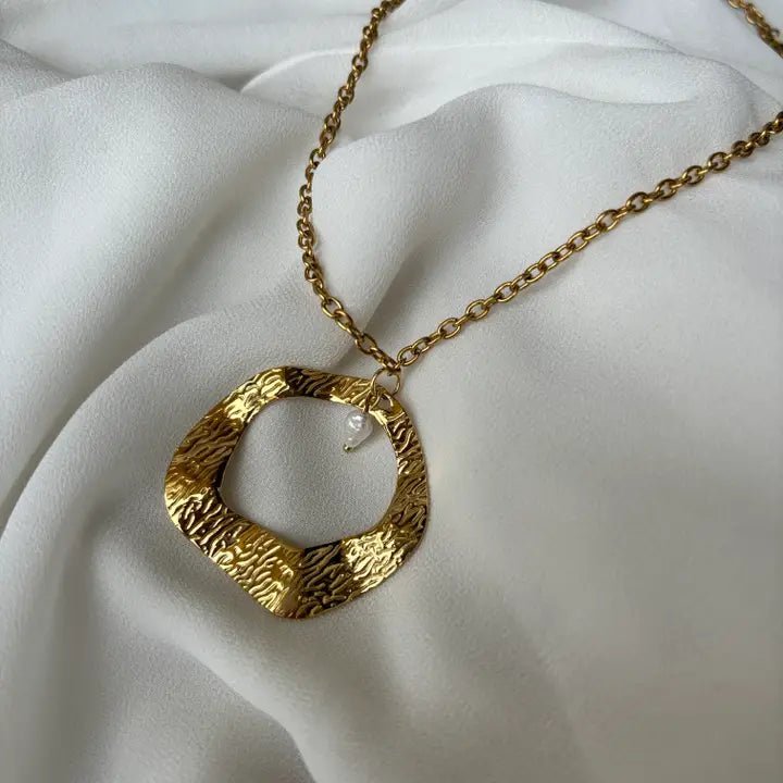 GOLDEN SUMMER – Collana con pendente in oro e perla - OE!