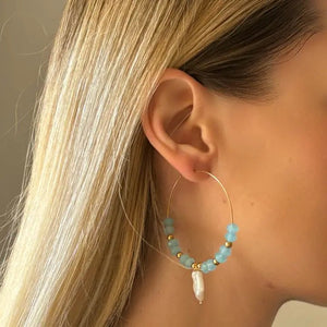 INCASTRI CELESTI - cerchi azzurro chiaro con perla keshi - OE!