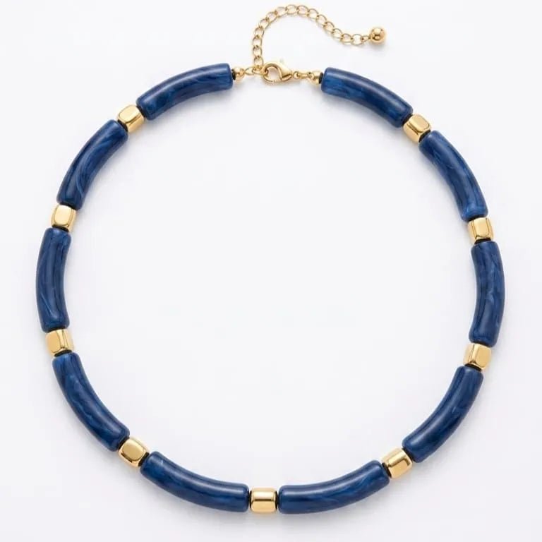 Indigo Vibe collana con un design tubolare in resina blu - OE!