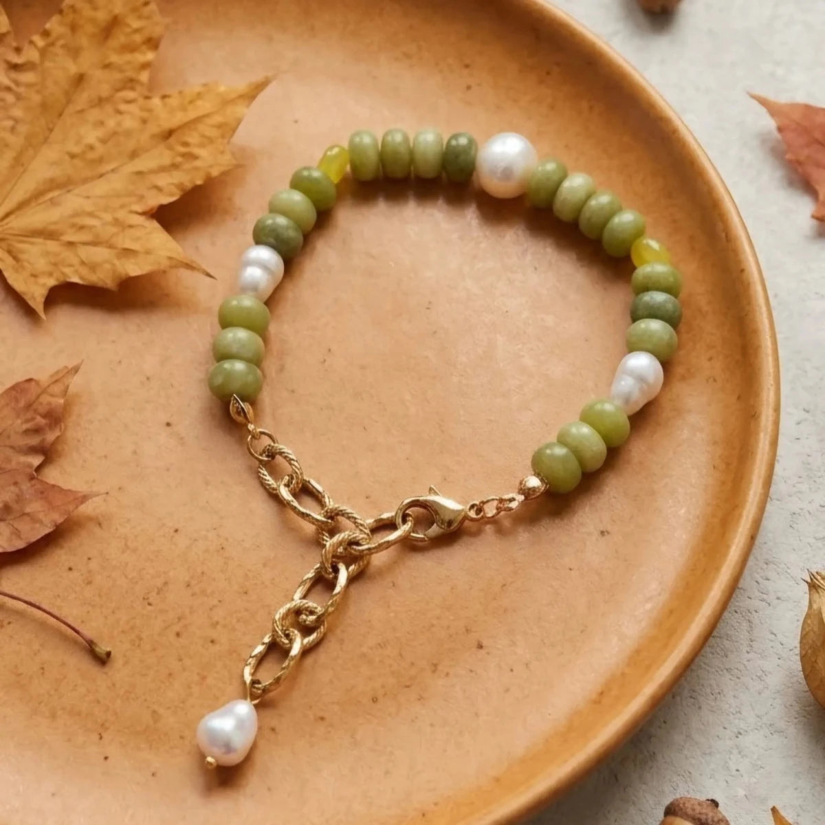 Luce di ginkgo bracciale artigianale con perle e giada placcato oro 18k - OE!