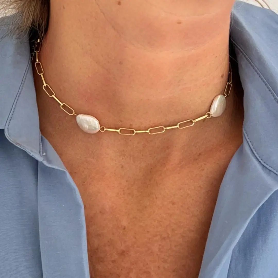 ONESTA – Collana a catena dorata con perle - OE!