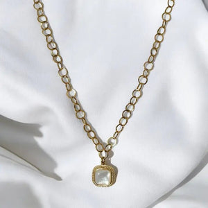 OPALESCENT SQUARE - OE!