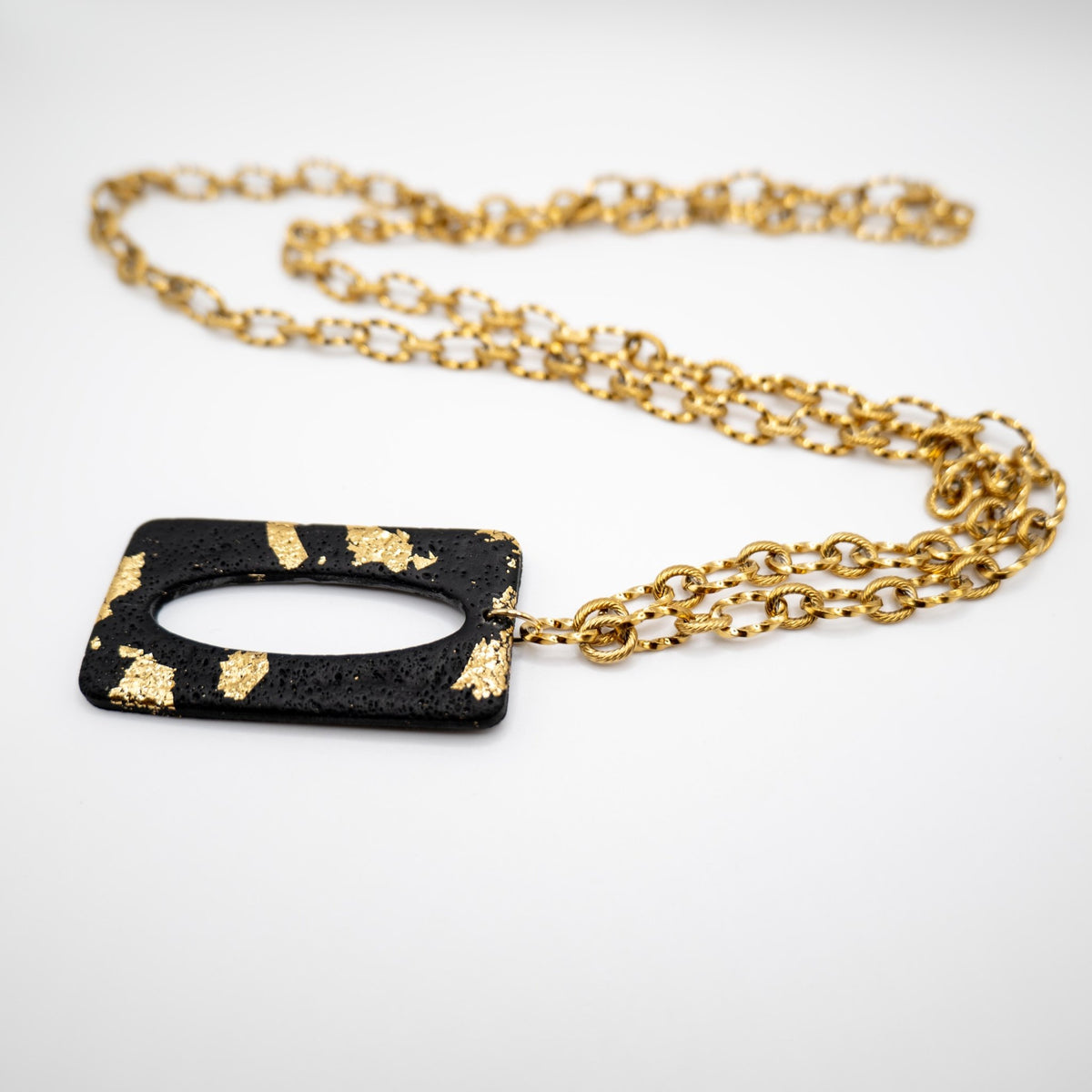 POMPEI - Collana lunga con ciondolo nero - OE!