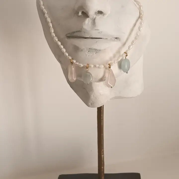 PRIMAVERA – Collana con Acquamarina, Quarzo Rosa e Perle - OE!