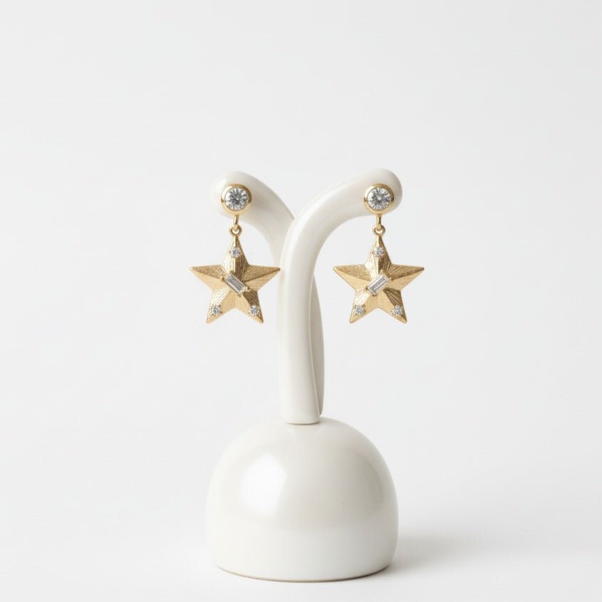 Stellare - Orecchini Stella Natale Artigianali Made in Italy - Acciaio Inox, Oro 18K e Zirconi - OE!