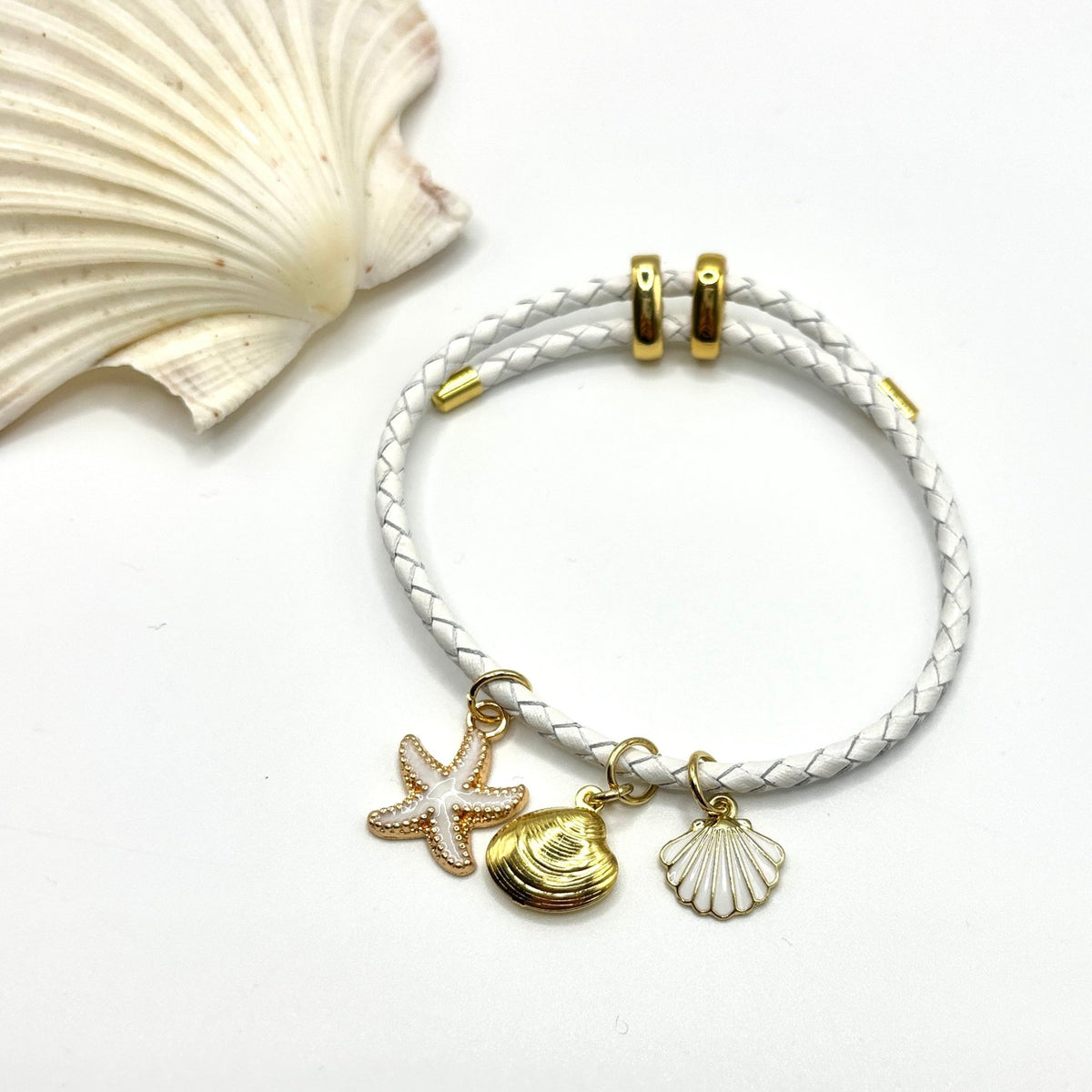 STELLE - bracciale regolabile in pelle bianca con charms - OE!