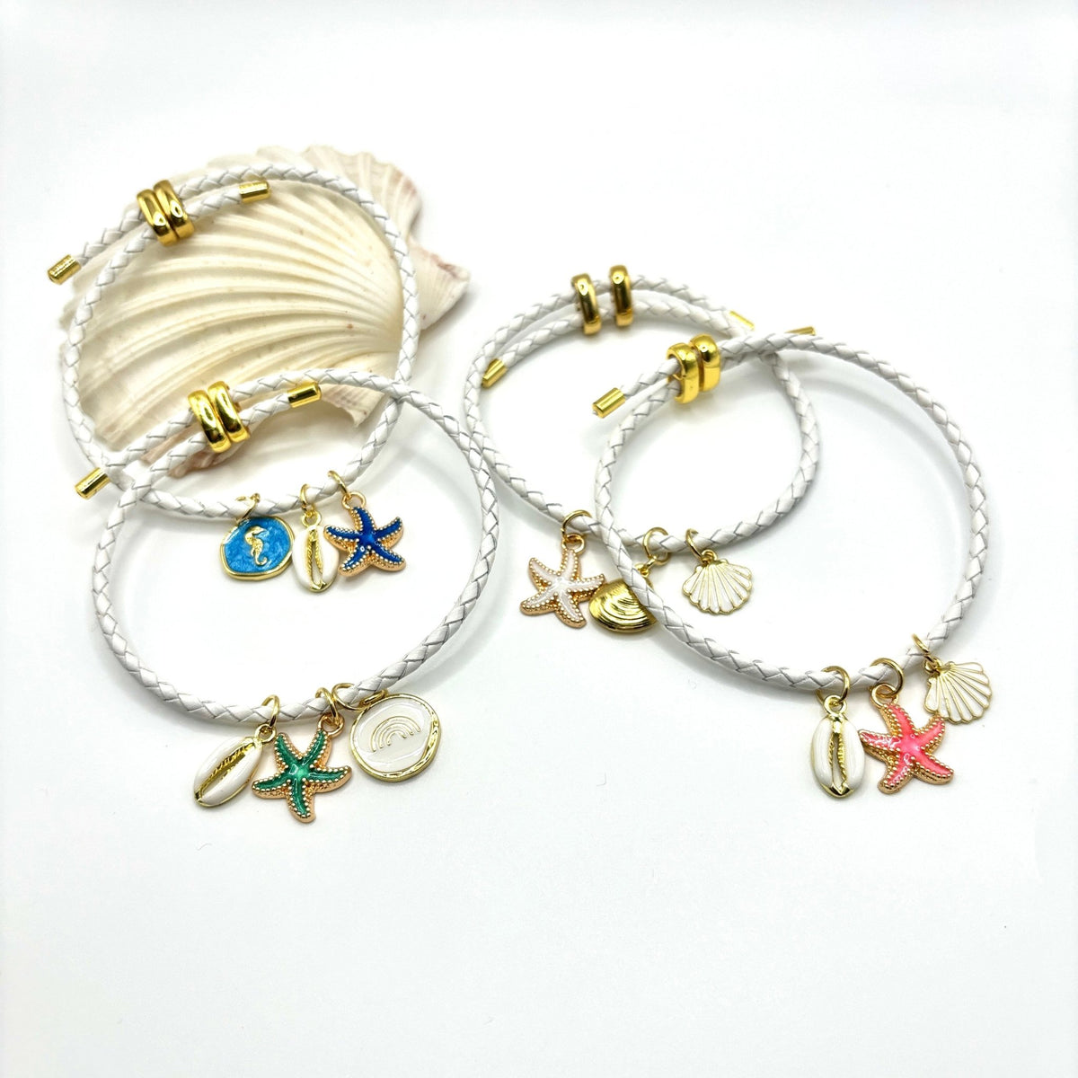 STELLE - bracciale regolabile in pelle bianca con charms - OE!