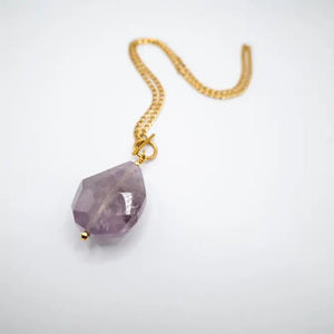 UNICA - Collana a catena placcata oro con pendente ametista - OE!